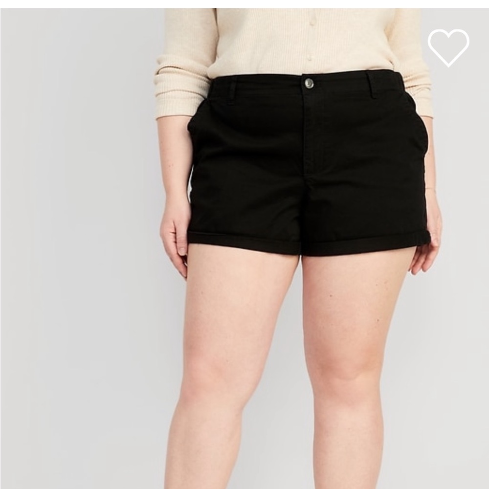 Old Navy Chino Shorts. NWT. Size XL